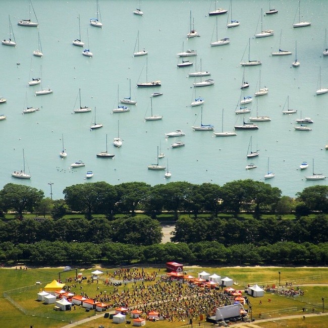 sky of boats